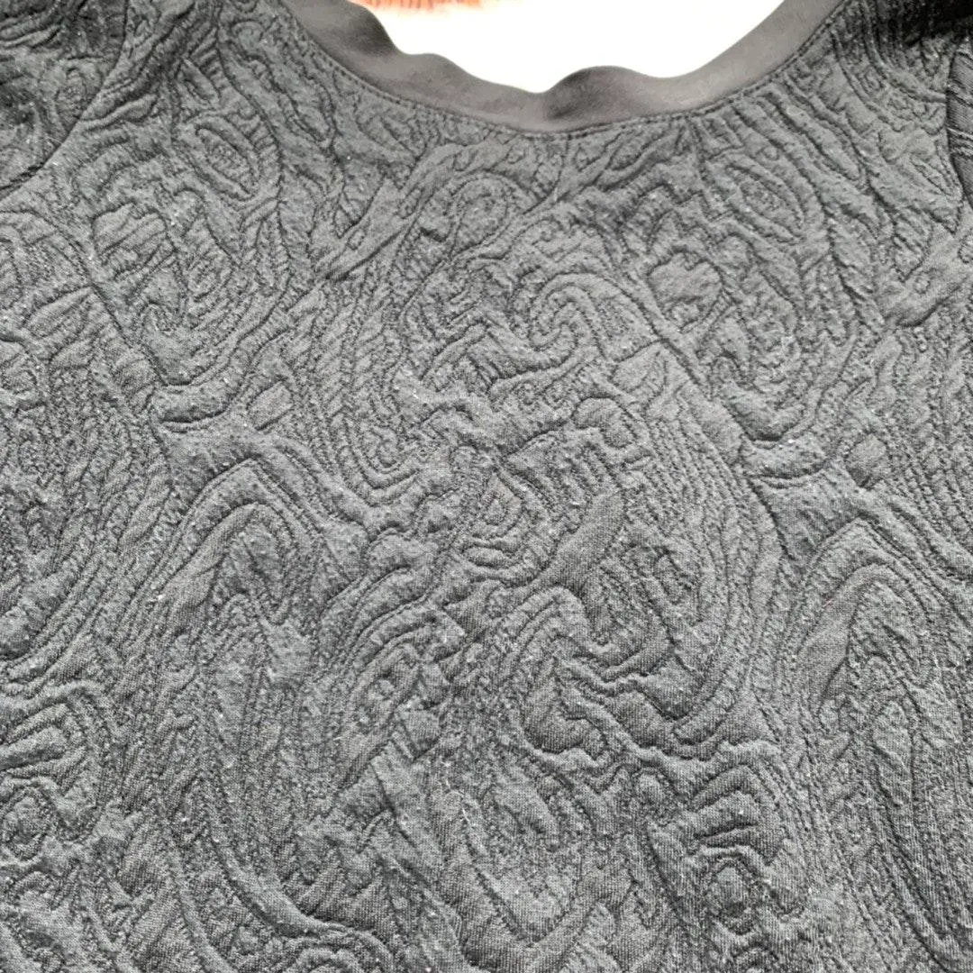 Black Pattern 3/4 Sweatershirt XS - Image 3