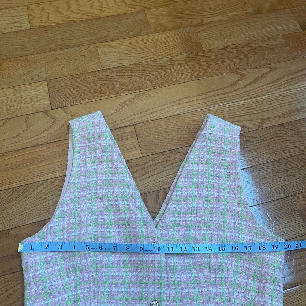 Zara Pink & Green Tweed V Neck V Back Rhinestone Buttons Cropped Vest Sz XXL - Image 9