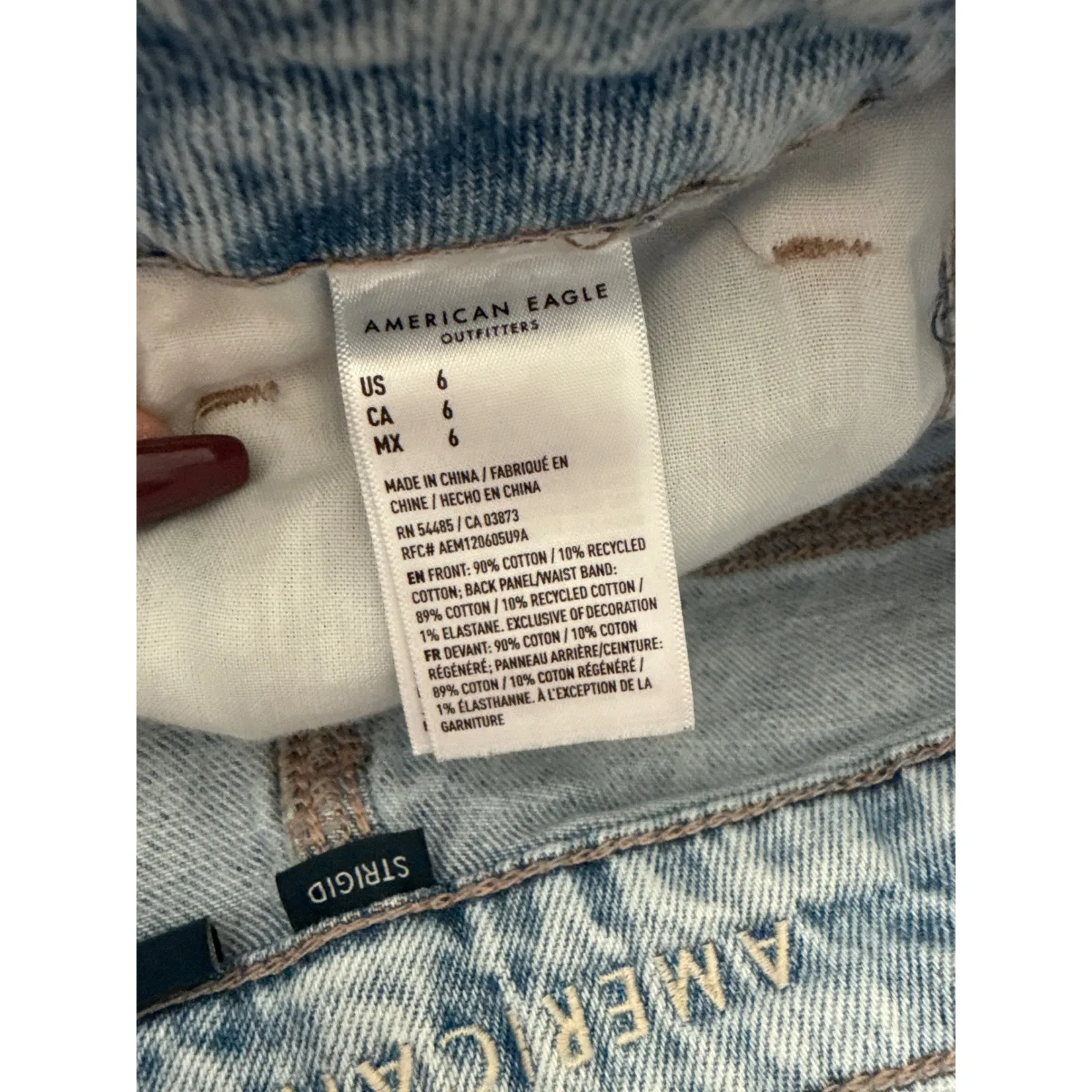 American Eagle Outfitters Womens Distressed Denim Cutoff Shorts Light Wash Sz 6 - Image 6