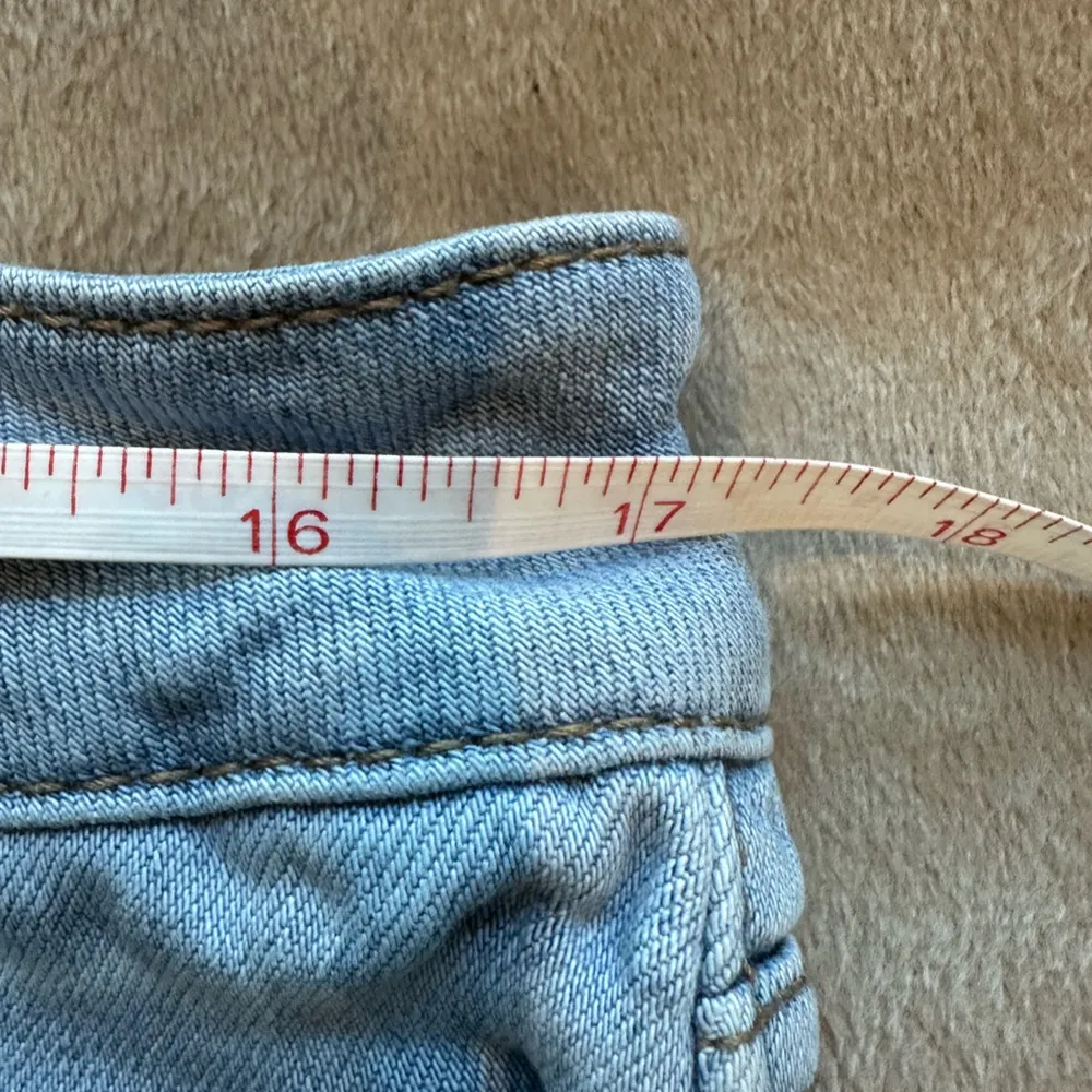 Pink by Victoria Secret raw hem denim shorts Size 12 - Image 7