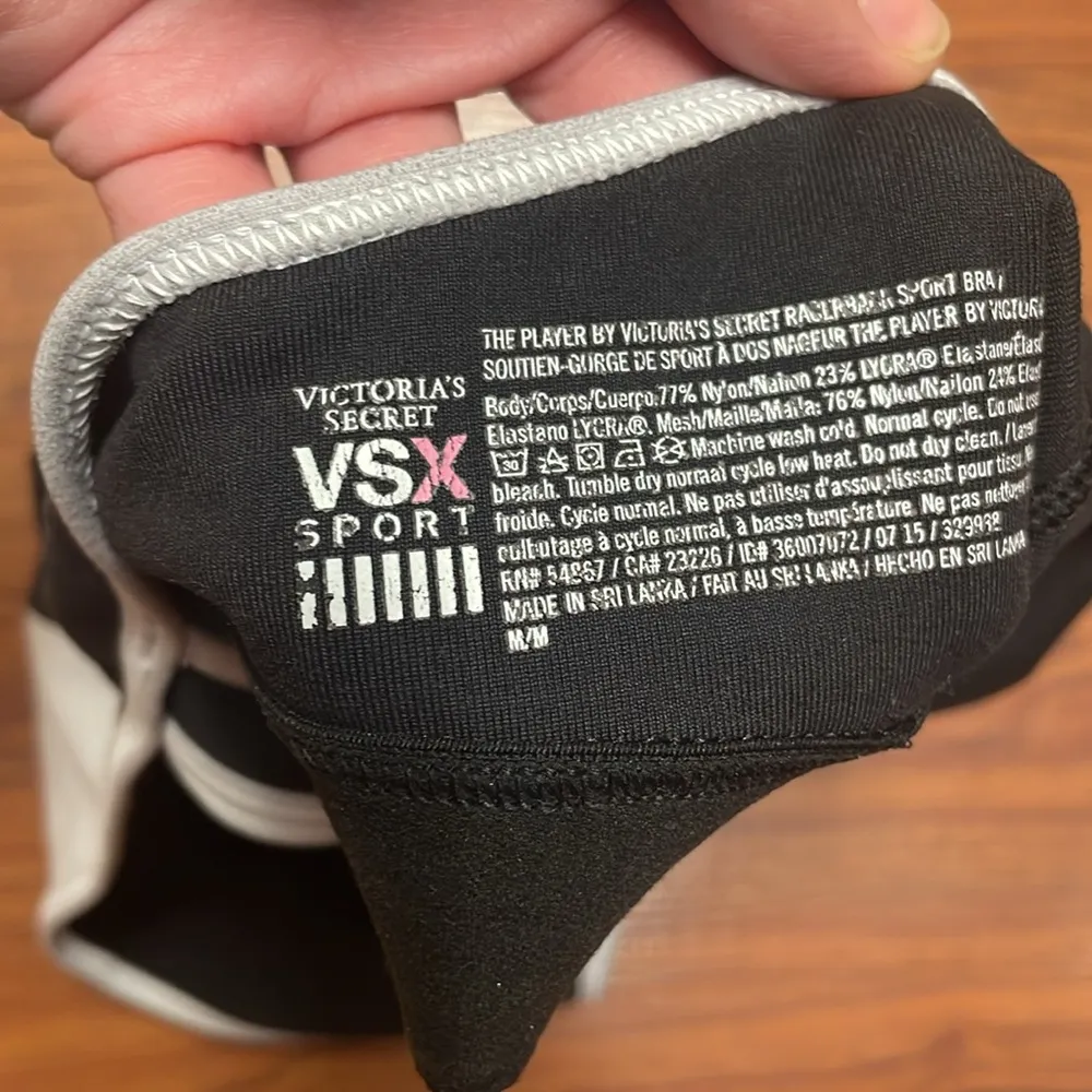 Victoria Secret VSX sports bra size med - Image 5