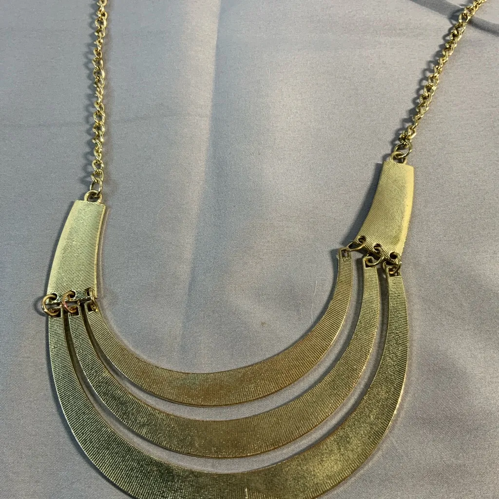 Vintage retro style 80s statement power necklace red, black, white, 16” Black - Image 5