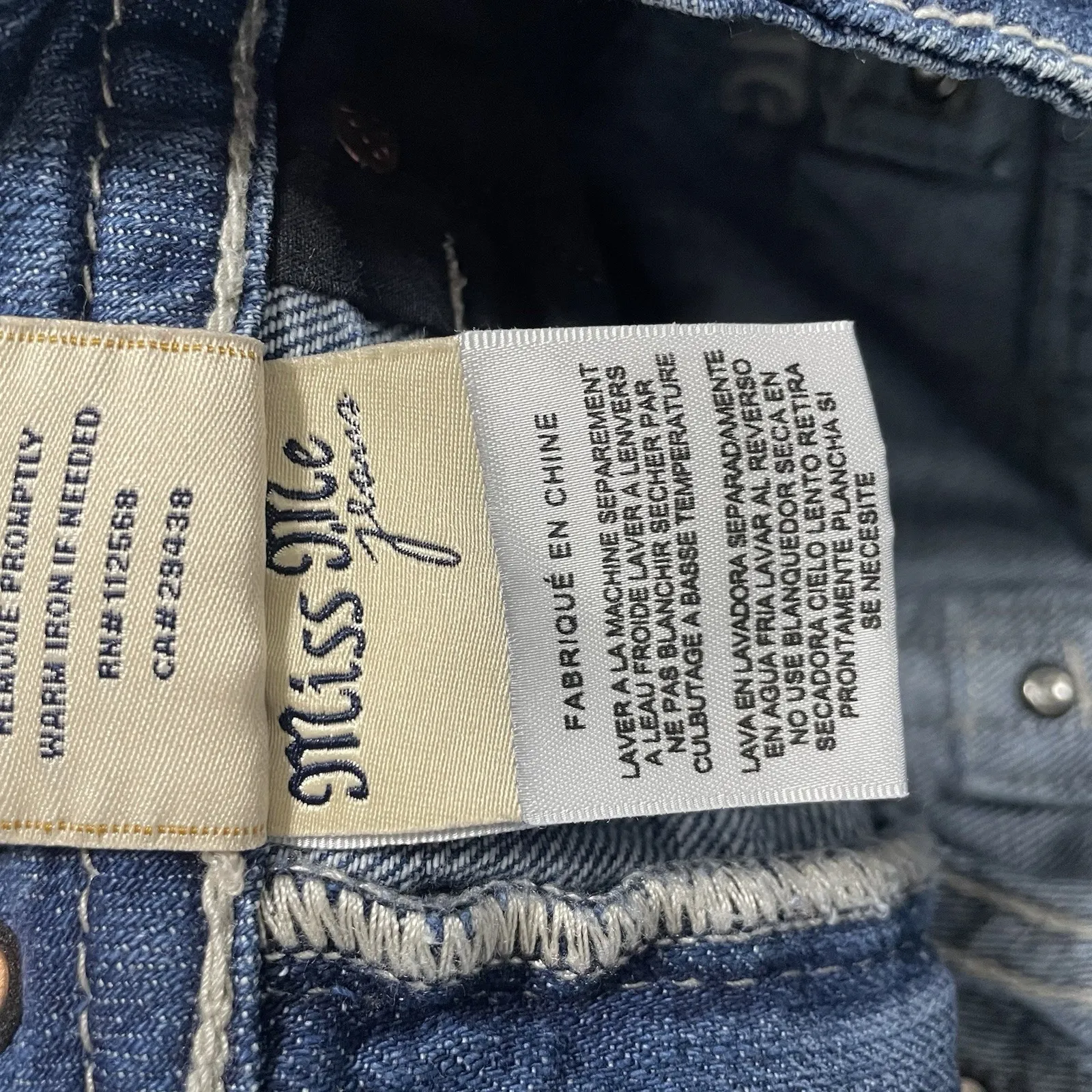 Miss‎ Me Jeans Womens Boyfriend Shorts Size 27 Blue Distressed Cuffed Denim - Image 9