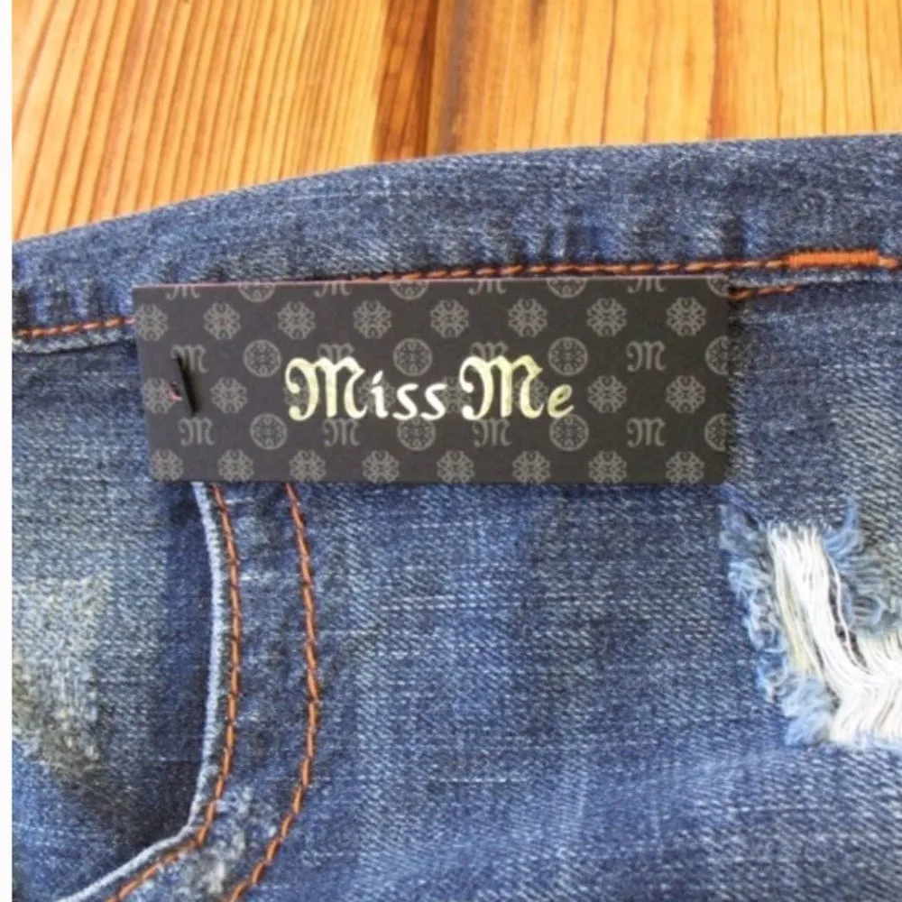 NWT  Miss Me Blue Boyfriend Ankle Jeans - Image 8