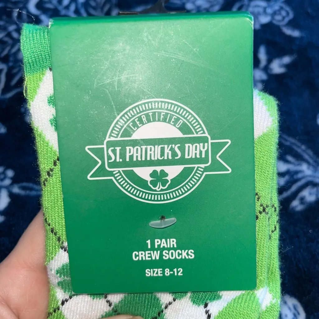 St. Patrick's Day Argyle Crew Socks with shamrock patterns, size 8-12 - Image 3
