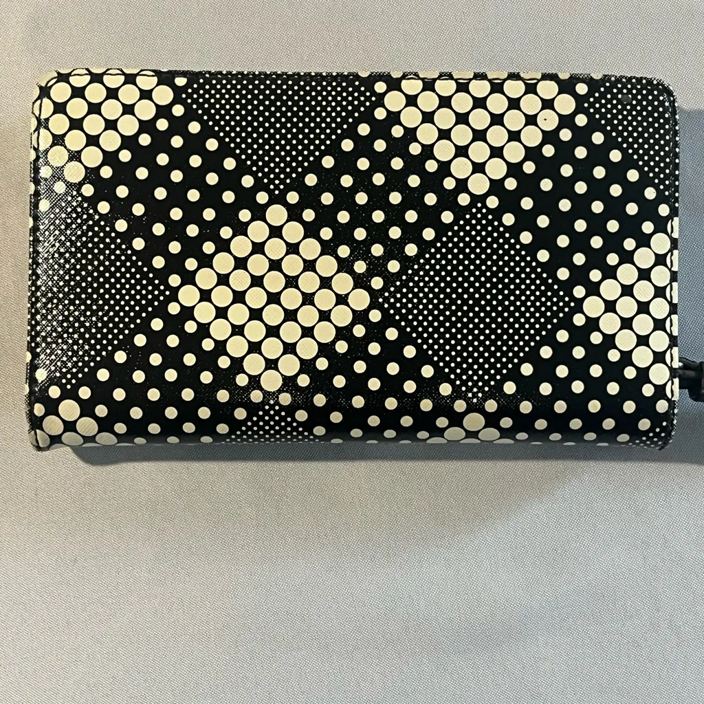 Anne Klein Geometric/Polka Dot Pattern Wristlet/Wallet - Image 5