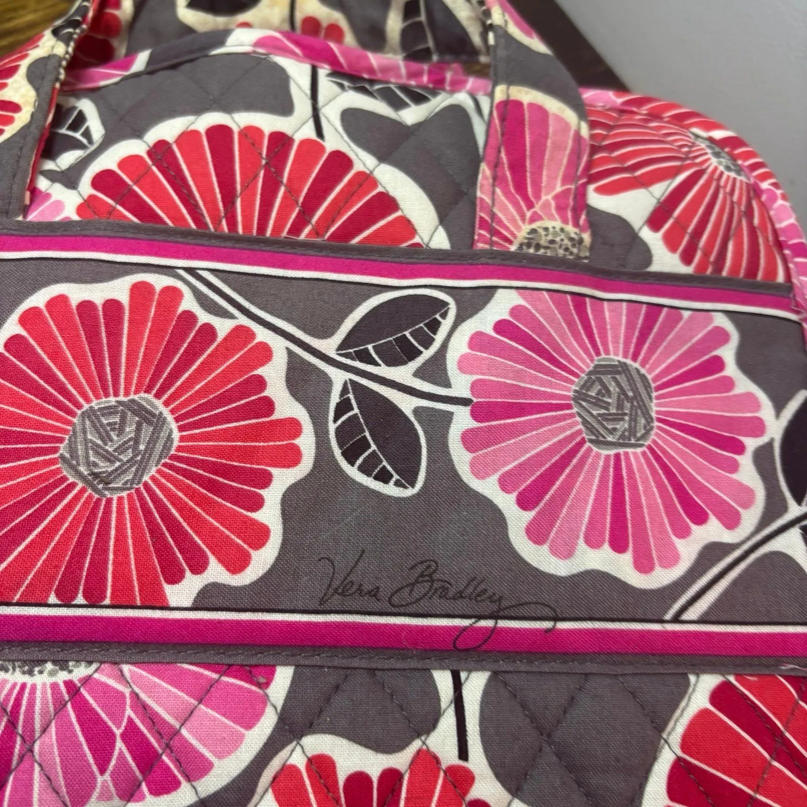 Vera Bradley Travel/Cosmetic‎ Carrier - Image 3