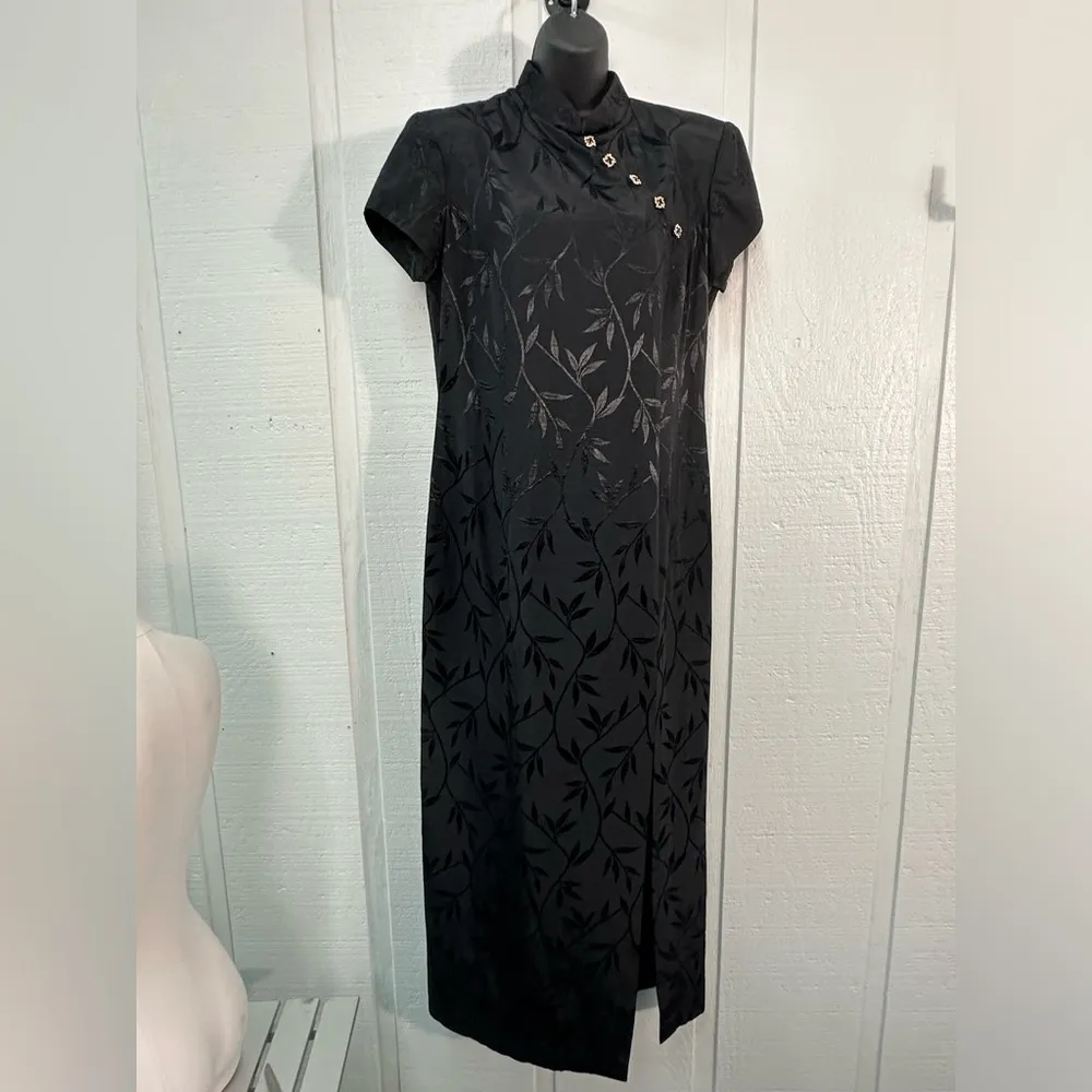 J.R. Nites Black Women’s Brocade Maxi Short Sleeve Dress Size 11/12 EUC - Image 2