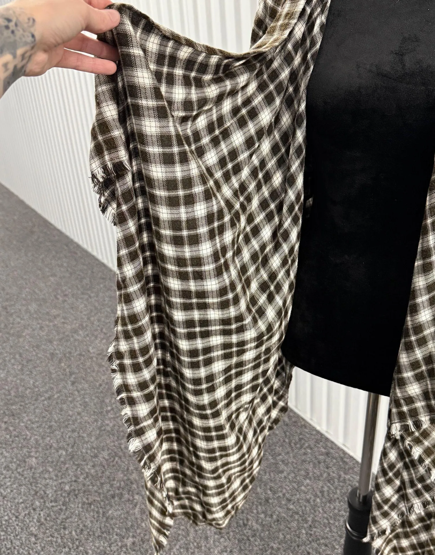 Knox Rose Women’s Brown Plaid Open Cardigan Size 1X - Image 2