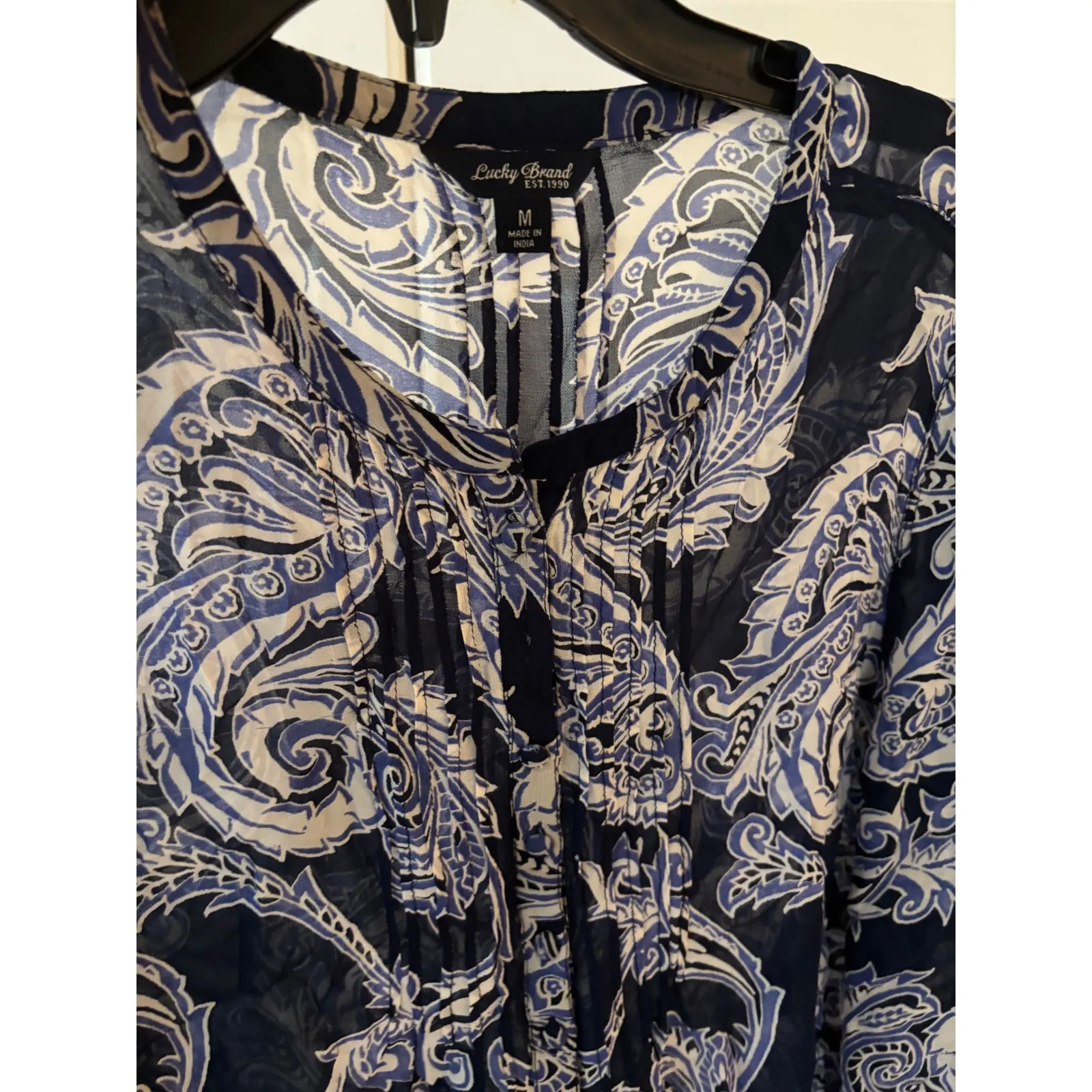 Lucky Brand Navy Blue Paisley Print Blouse Women's Size Medium Long‎ Sleeve - Image 5