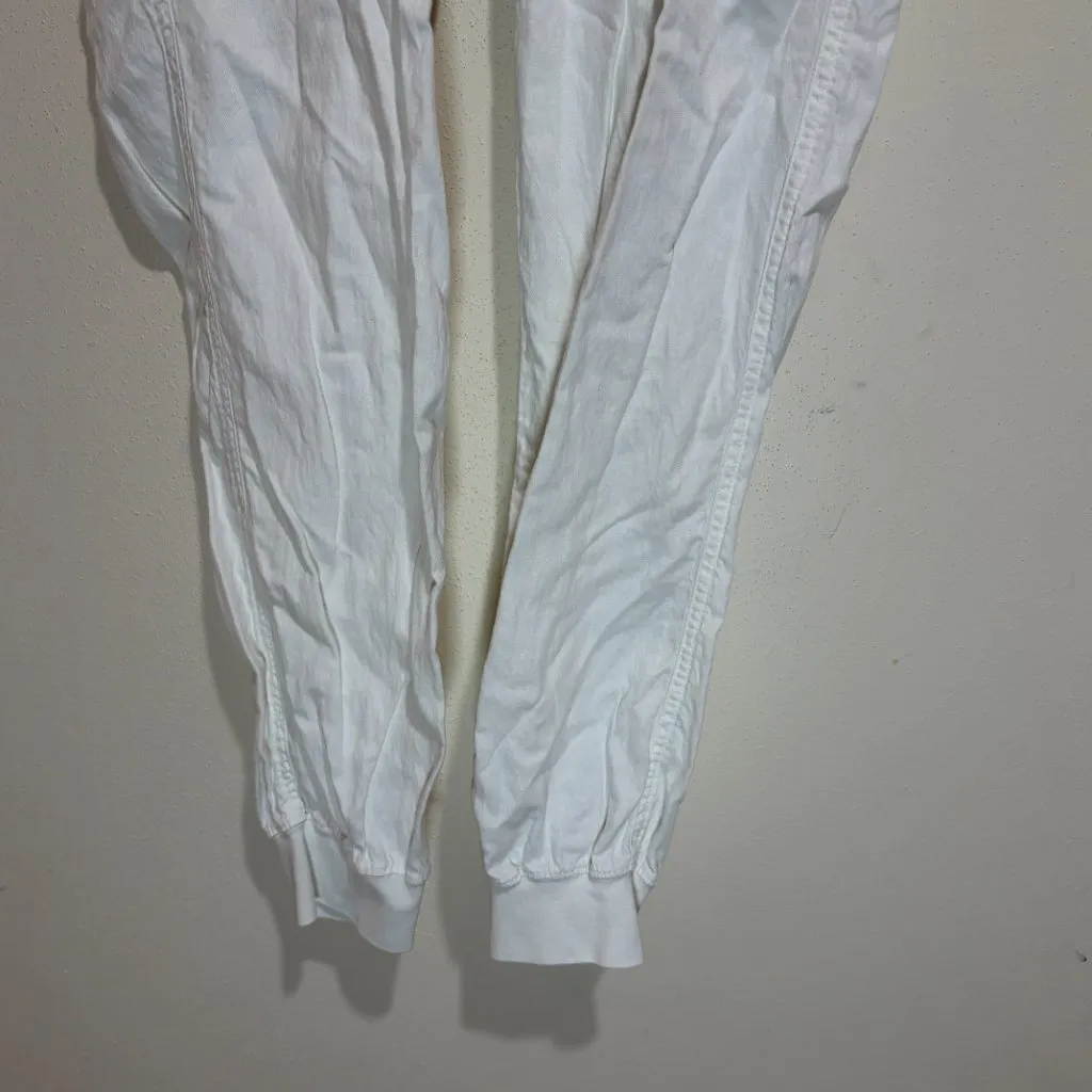 Faherty Arlie Day Pant Joggers White Linen Blend - Image 8