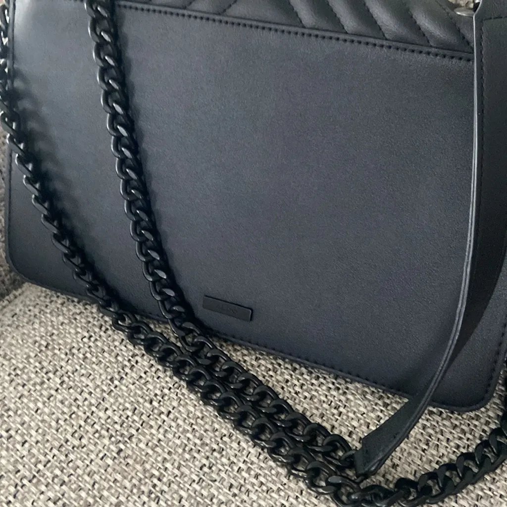 ALDO Women's Greenwald Quilted Faux Leather Crossbody Bag - Image 2