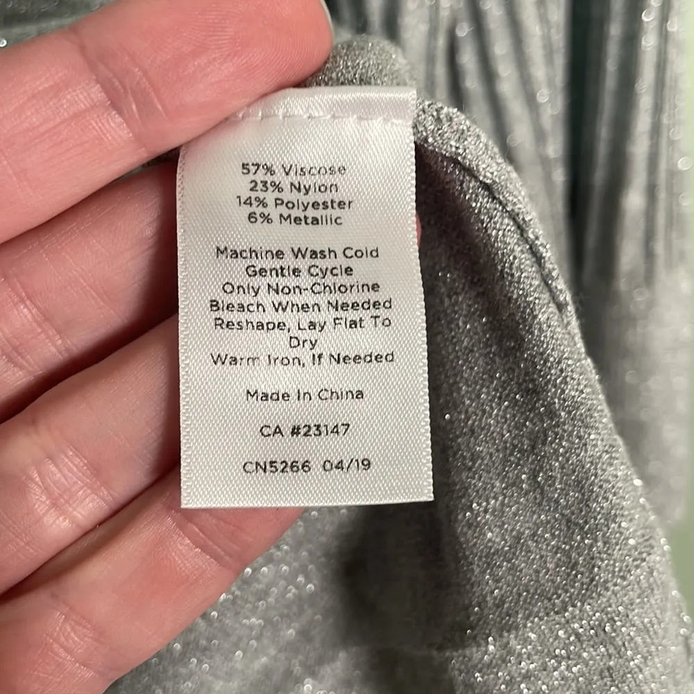 Talbots Metallic Silver Ribbed Long Bell Sleeves Pullover Knit Blouse size Small - Image 4