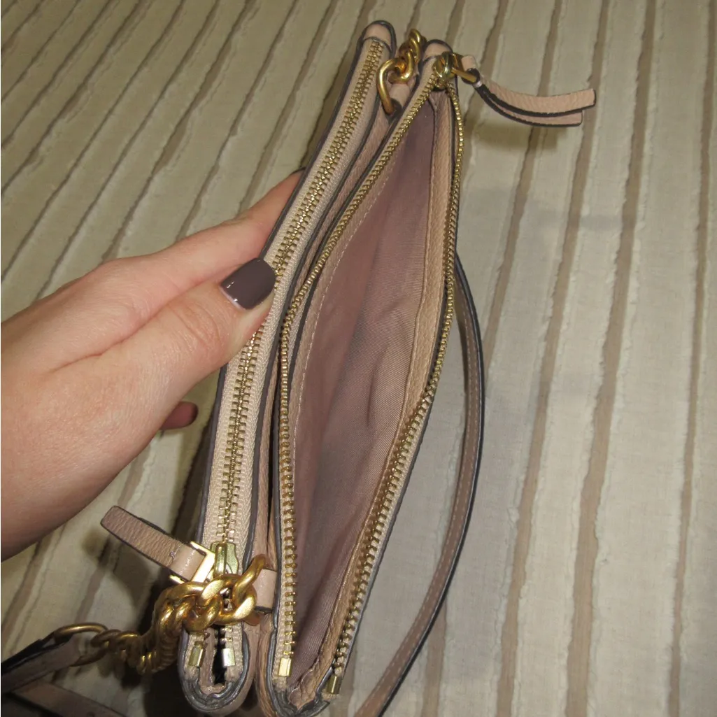 Tory Burch Beige Crossbody Bag with Gold Hardware - Image 3
