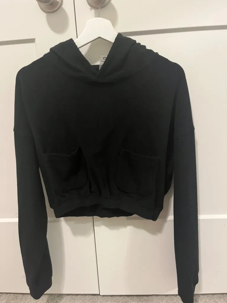 Mono B Ribbed Hooded Sweatshirt Cropped NWT - Image 3