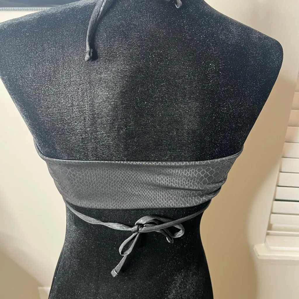 Summerhaus by beach bunny bikini top shiny black medium‎ - Image 7