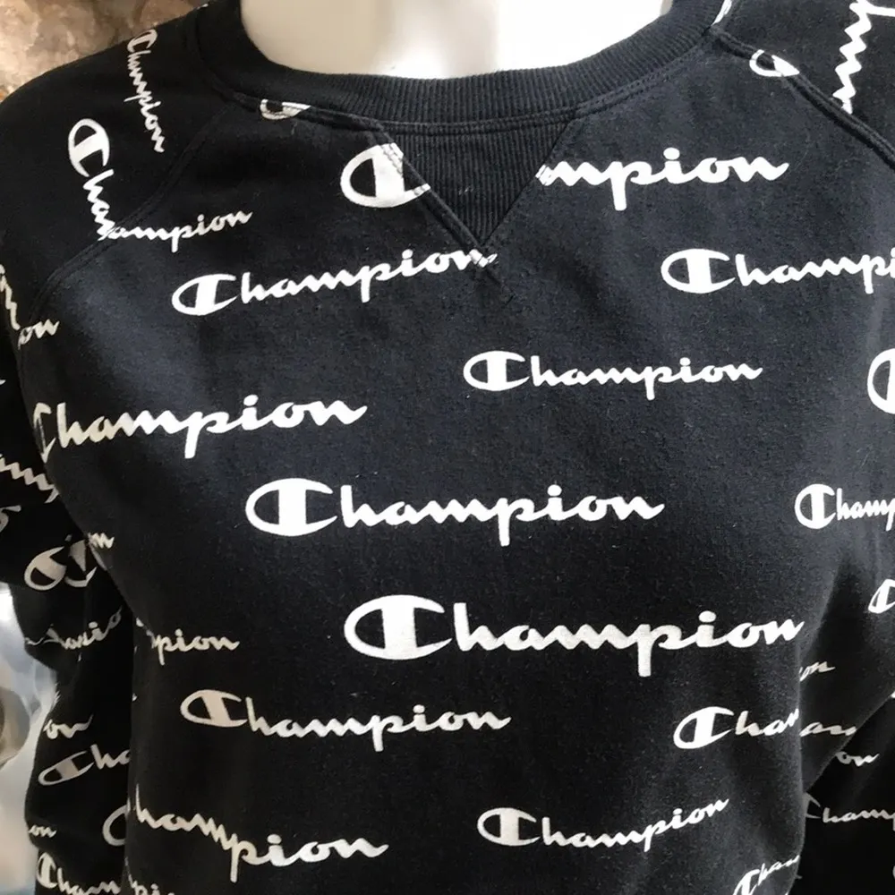 Champion Cropped Black White Sweatshirt Women's Size Small - Image 2
