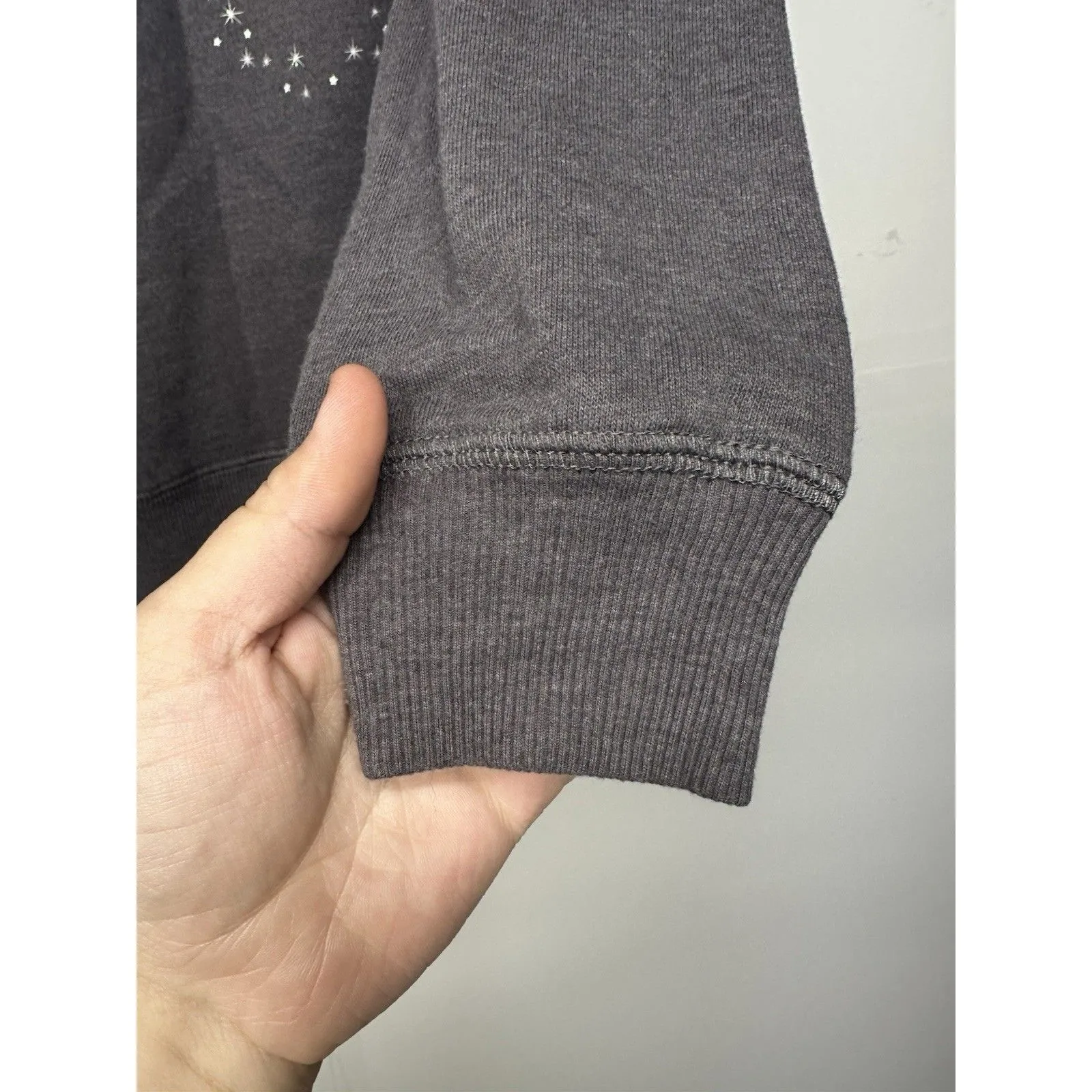 Disney Cinderella Sweatshirt Women’s Large Fairy Godmother Bibbidi Bobbidi Boo - Image 6