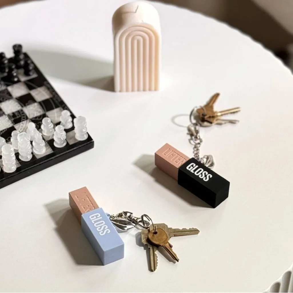 Maybelline Lifter Gloss Keychain Holder - Image 4