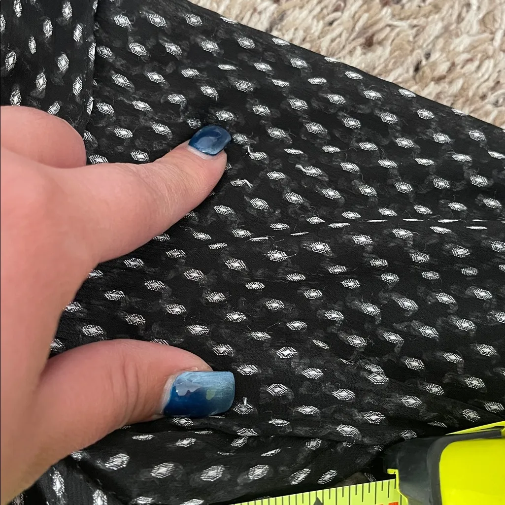 Avec Les Filles Ruffle Long Sleeve Blouse Women’s Medium - Image 7