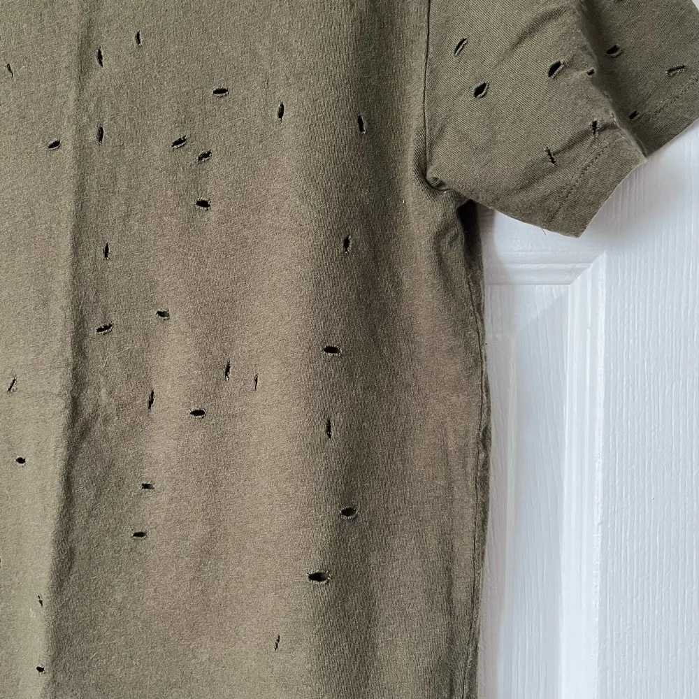 Forever 21 Scissor-Snipped T-Shirt - Size M - Image 2