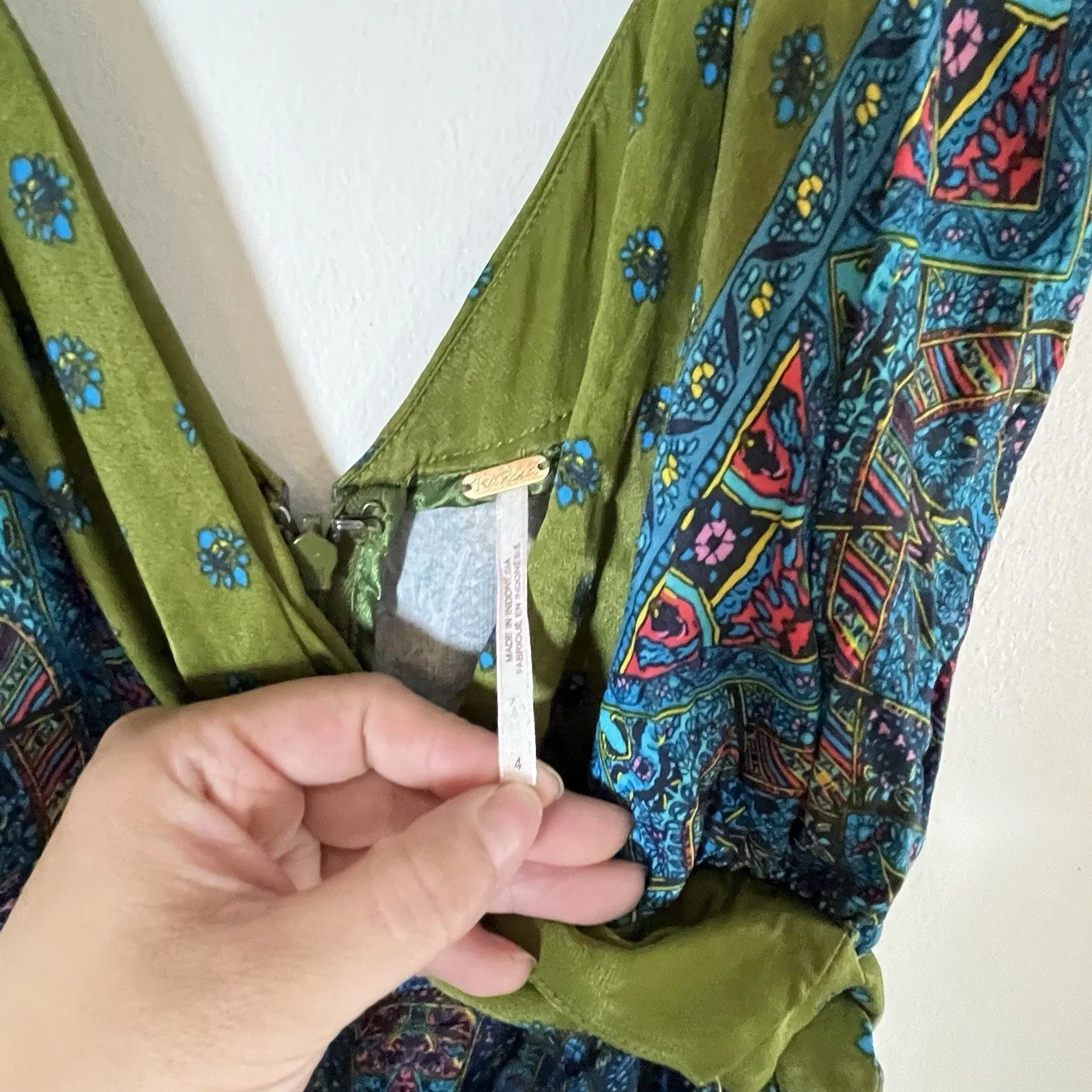 Free People One Piece Blue Jumpsuit Sz 4 Wide Leg Flowy Spaghetti Straps Boho - Image 6