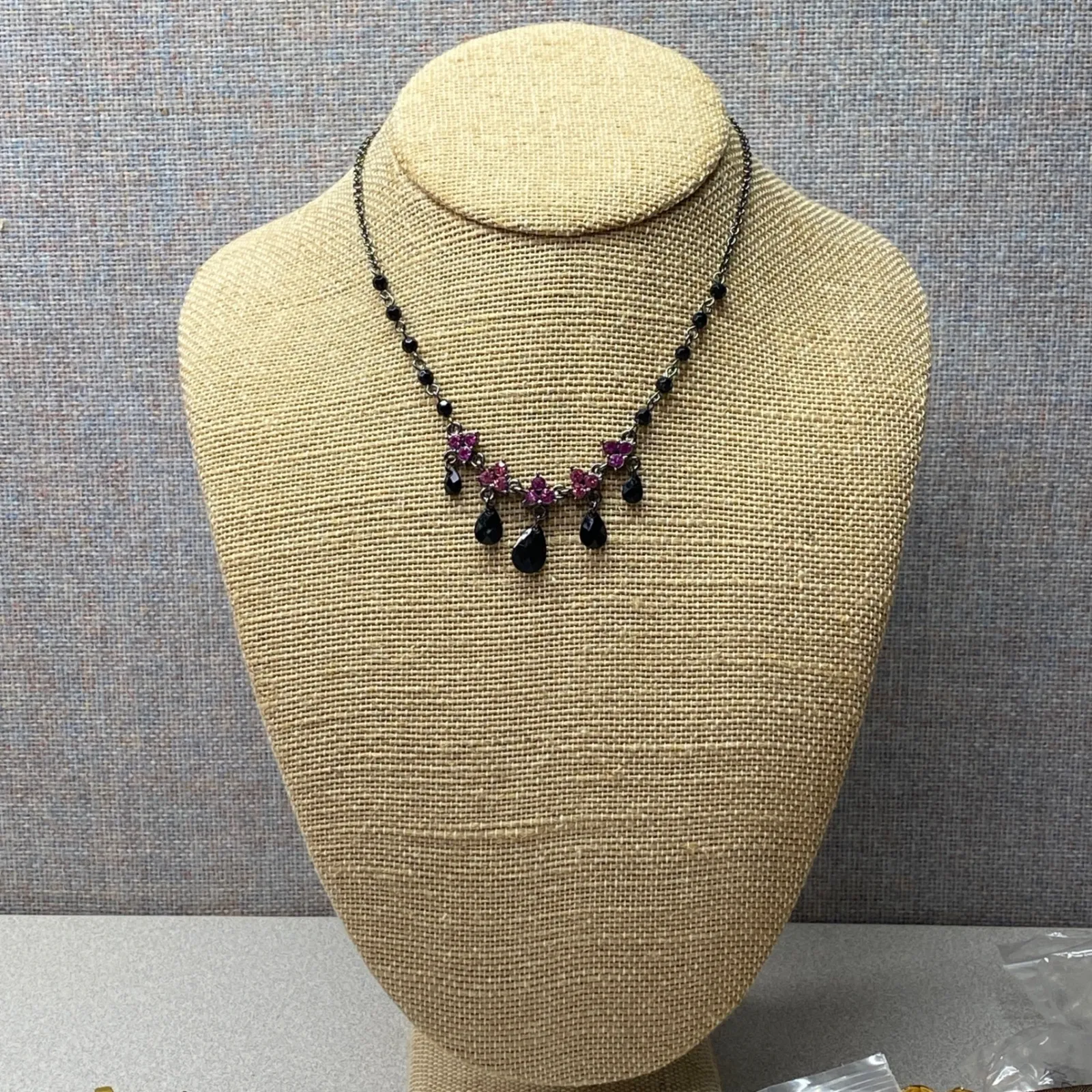 1928 Collection Gothic Black Crystal Dangle Necklace Witchycore Dark Romance - Image 4