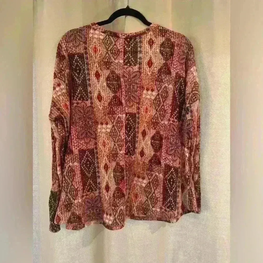 Women’s Entro Long Sleeves Top - Image 2