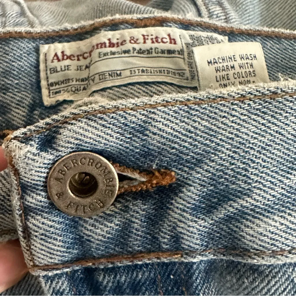 90’s Abercrombie & Fitch USA High Rise Jeans Sz 10  Straight Light Wash Denim - Image 6