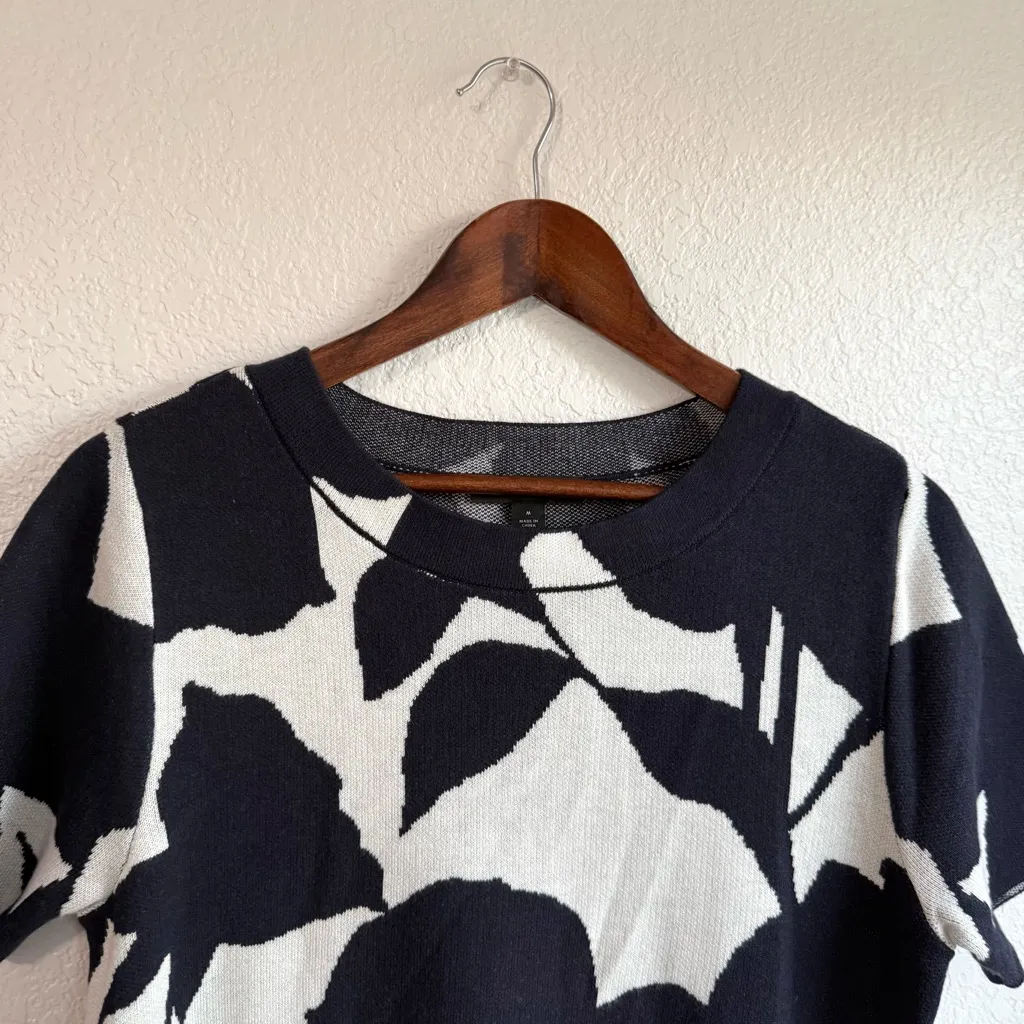 Ann Taylor Womens Sweater Blue Short Sleeve Knit Size Medium - Image 3