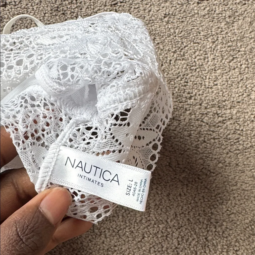 Nautica White Lace Bralette SIZE L - Image 3