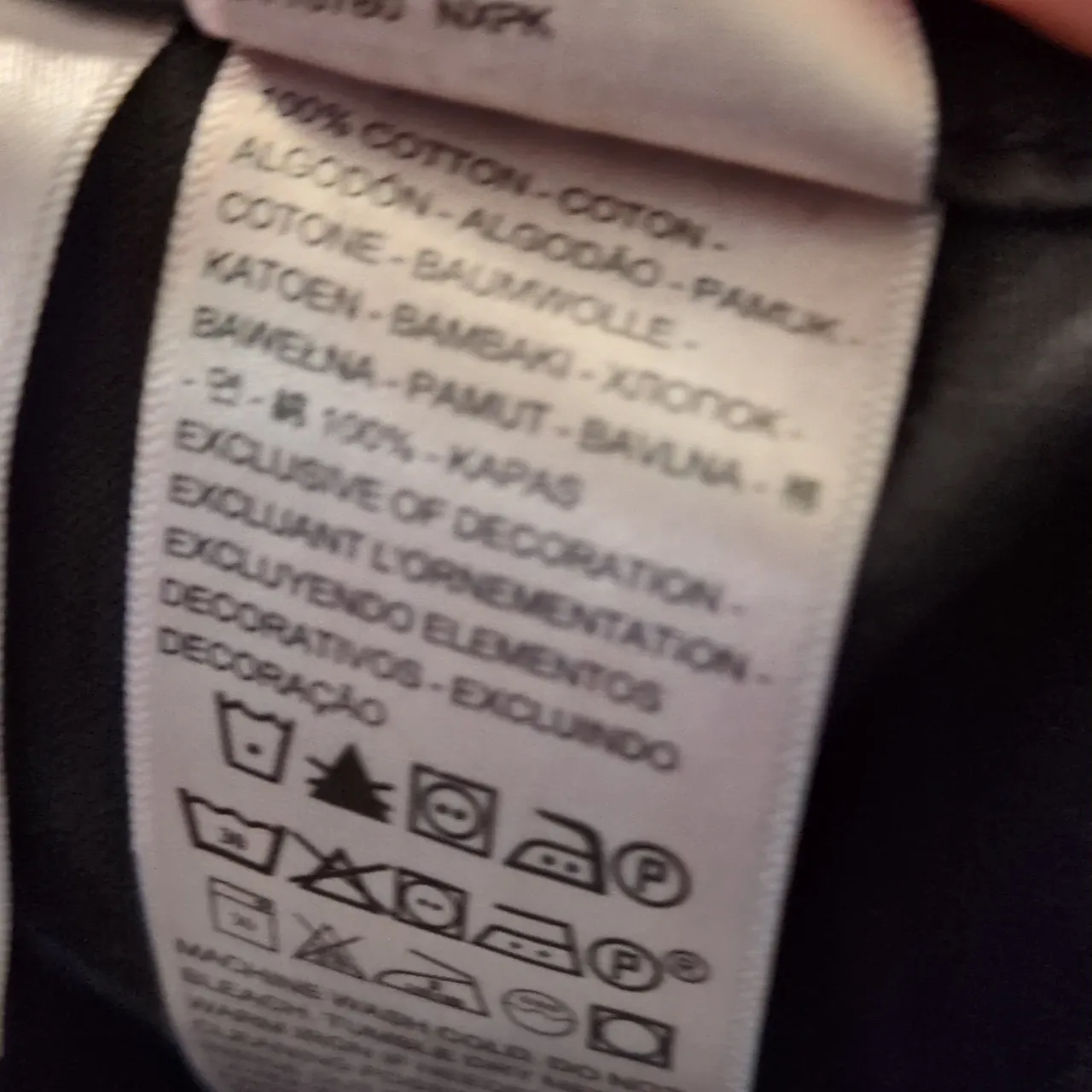 Levi's Black 94' Baggy Cargo Pants Size 25 - Image 14