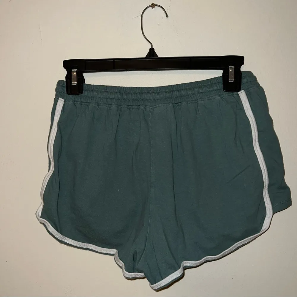 Aeropostale Green Soft Shorts - Image 4