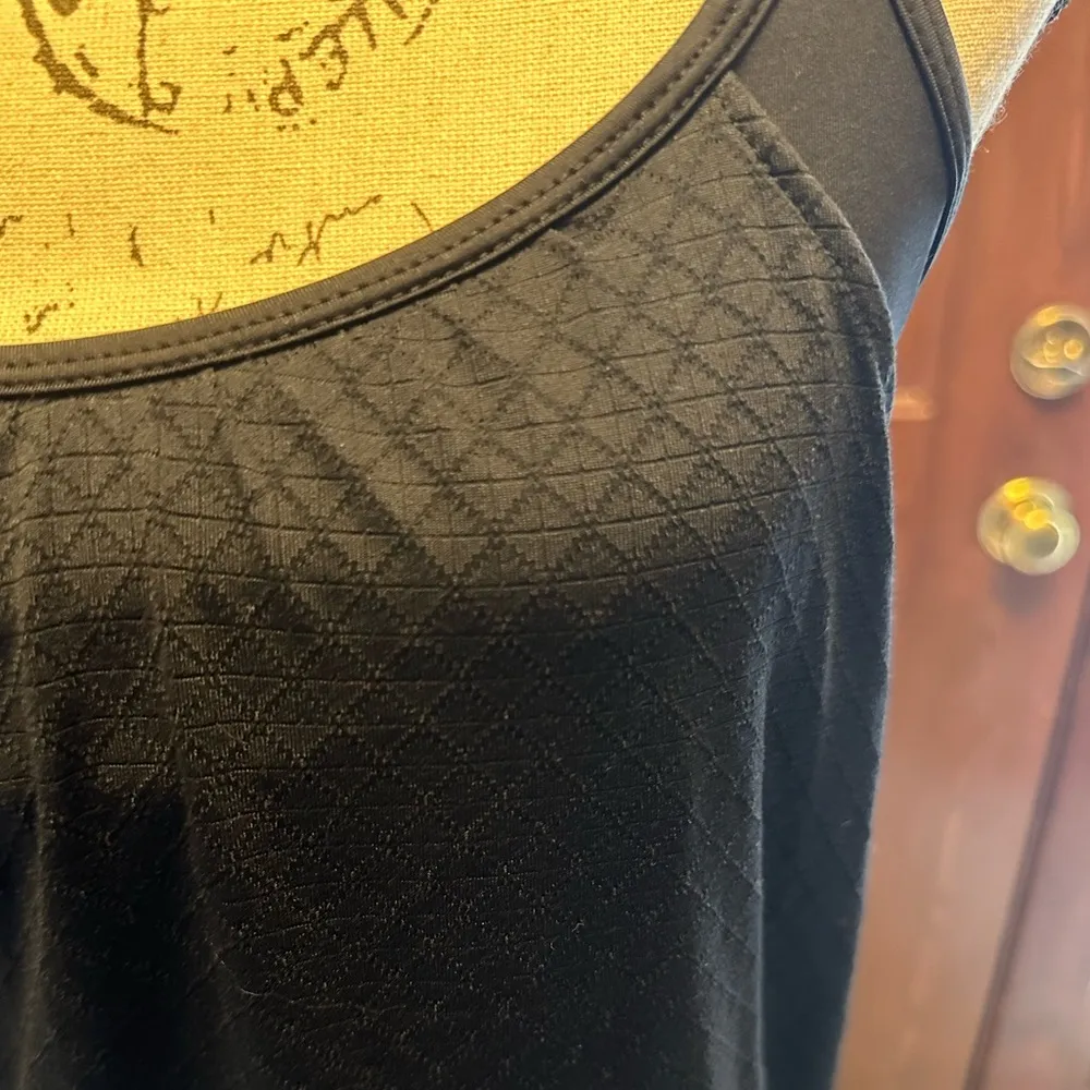 Athleta Hidden Agenda Tank Top Black Size Small - Image 4