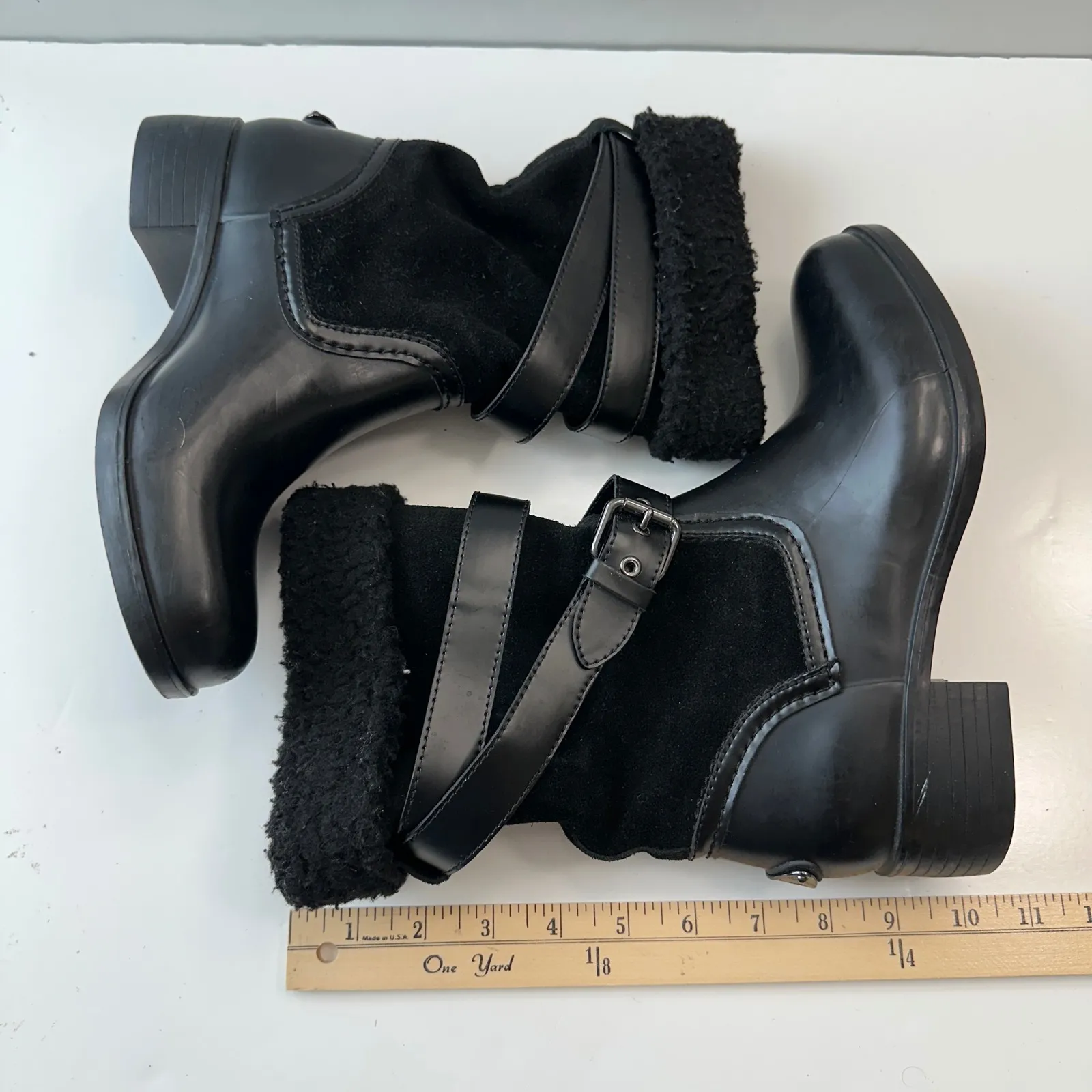 Coach Zena Black Leather Suede Shearling Buckle Ankle Boots Women‎ Size 7B - Image 10