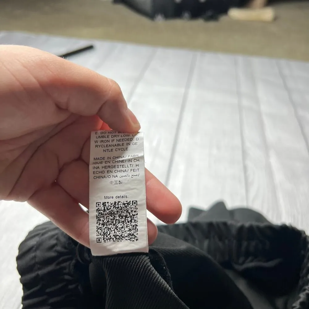 SHEIN Unity Drawstring Waist Track Shorts Athleisure Black Size Medium - Image 7