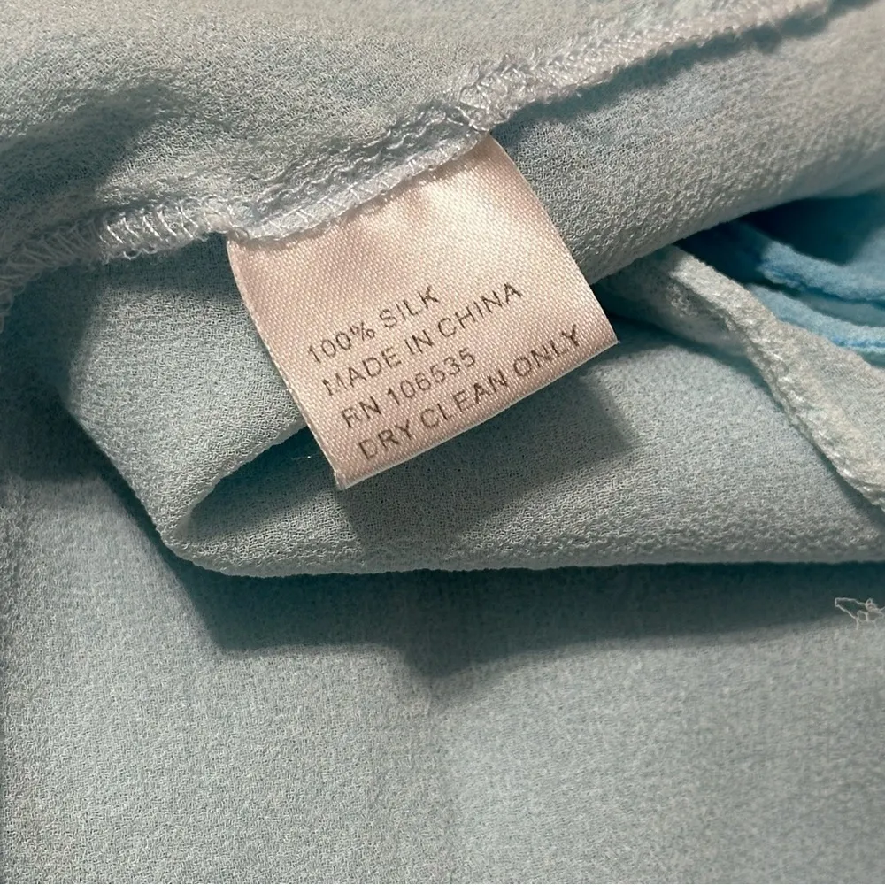 Madison Marcus Women’s Size M Blue Ombre Silk Chiffon Flowy Ruffle Back Tank Top - Image 5