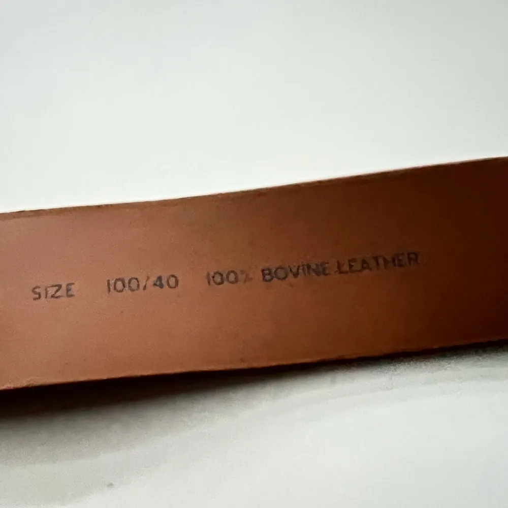 Levi's Suede Bovine Leather Belt Tan Gold Tone Twisted Rope Buckle Women’s Sz 40 - Image 4