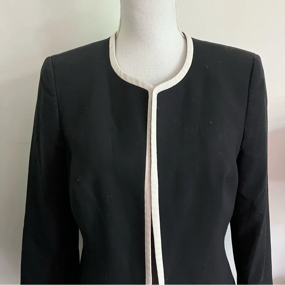 Nine West • Black with Ivory Trim Open Front Cropped Blazer - Image 2