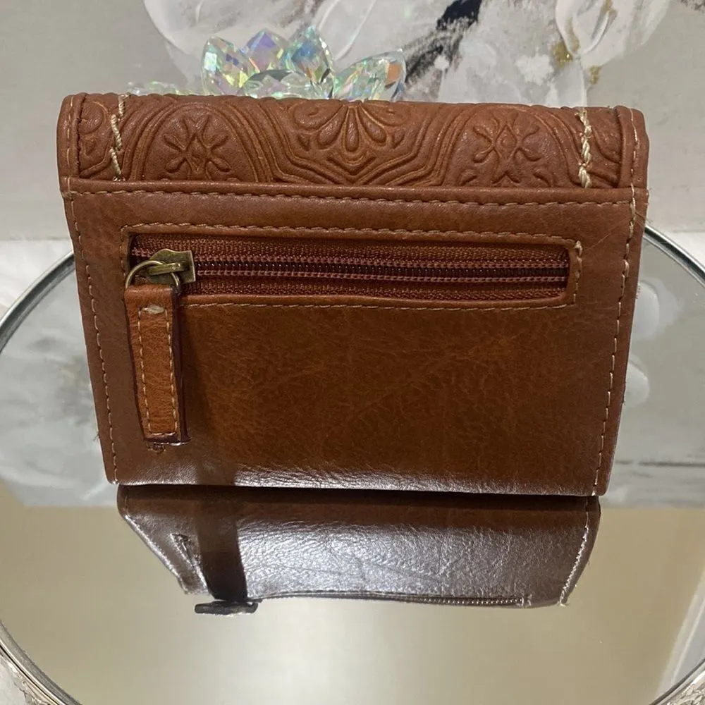 𝅺BORN Concept Vegan Wallet Brown - Image 5