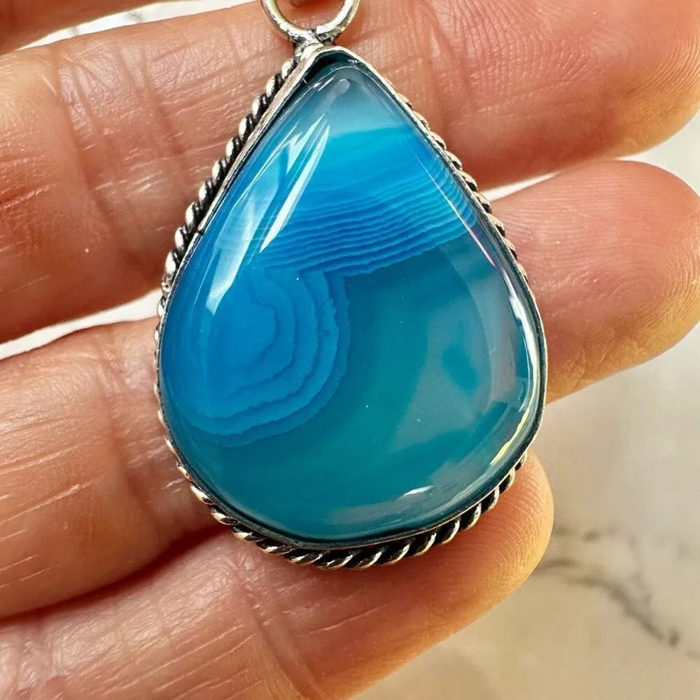 Silver blue stone pendant necklace - Image 2
