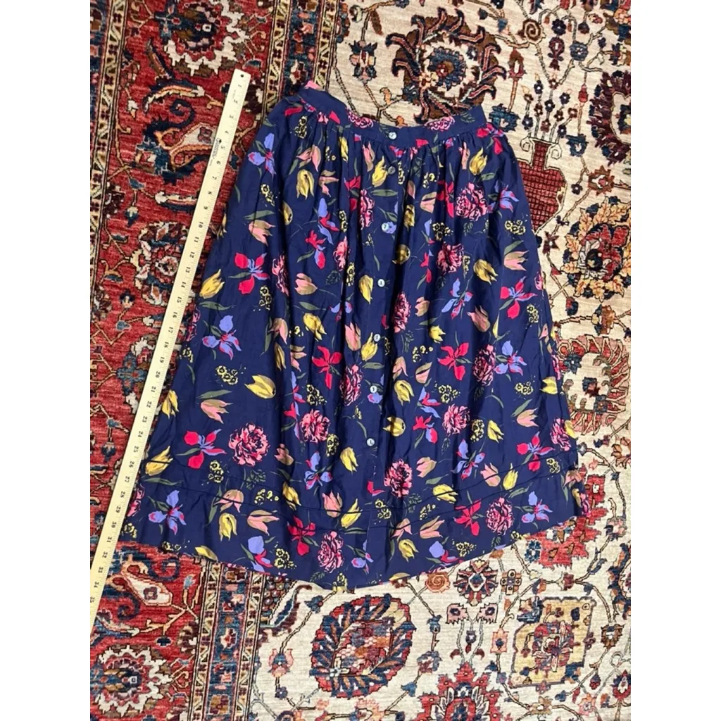 Vintage Laura Ashley Made in Great Britain Floral Wool Blend Maxi Skirt 
Size 14 - Image 2