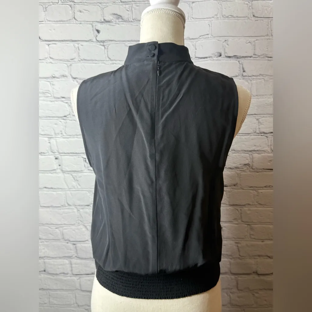 Frame silk mock neck key hole Black Sleeveless Top small - Image 4