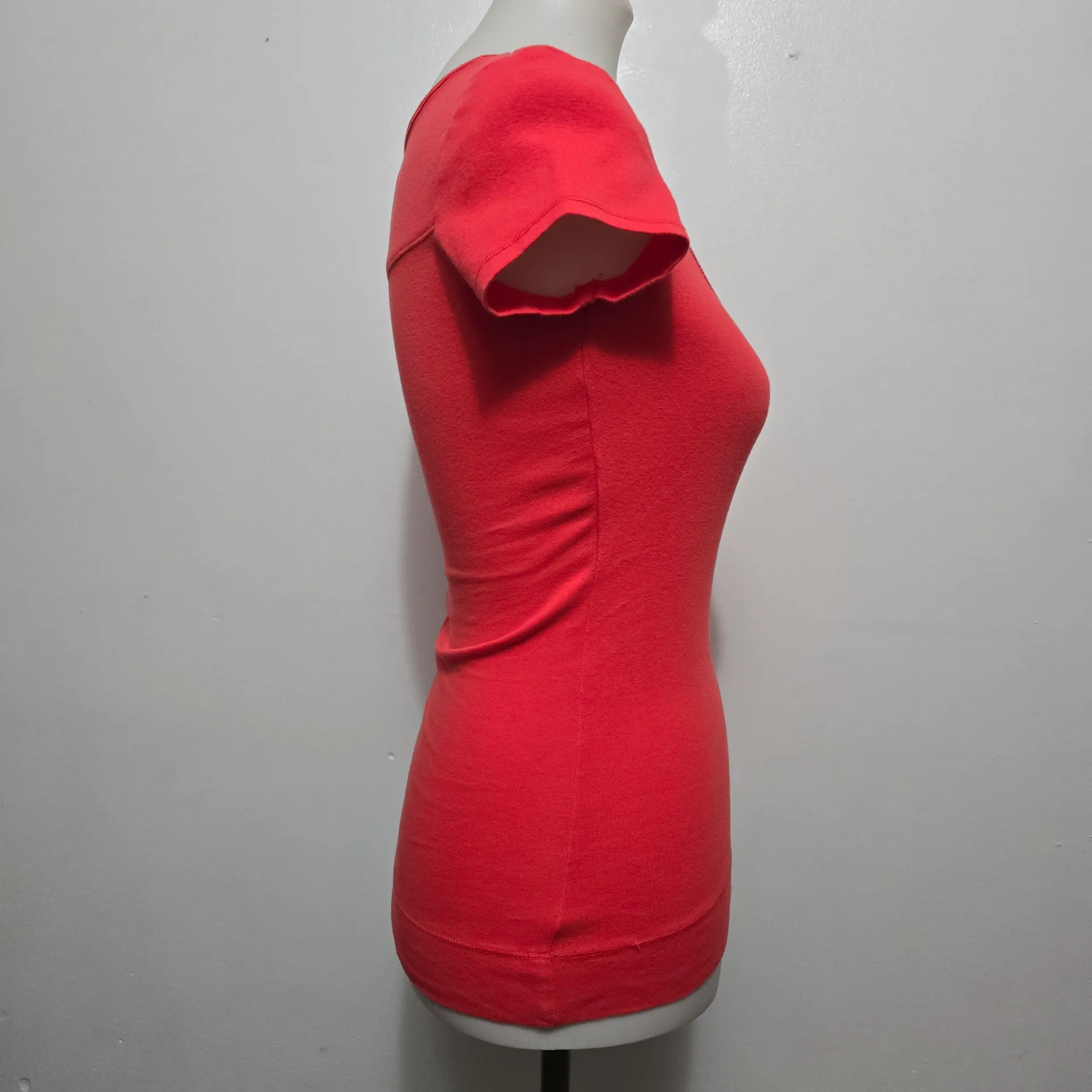 Aeropostale Y2K Coral Red Fitted Scoop Neck Tee Medium Stretch Top Baby Tee - Image 4