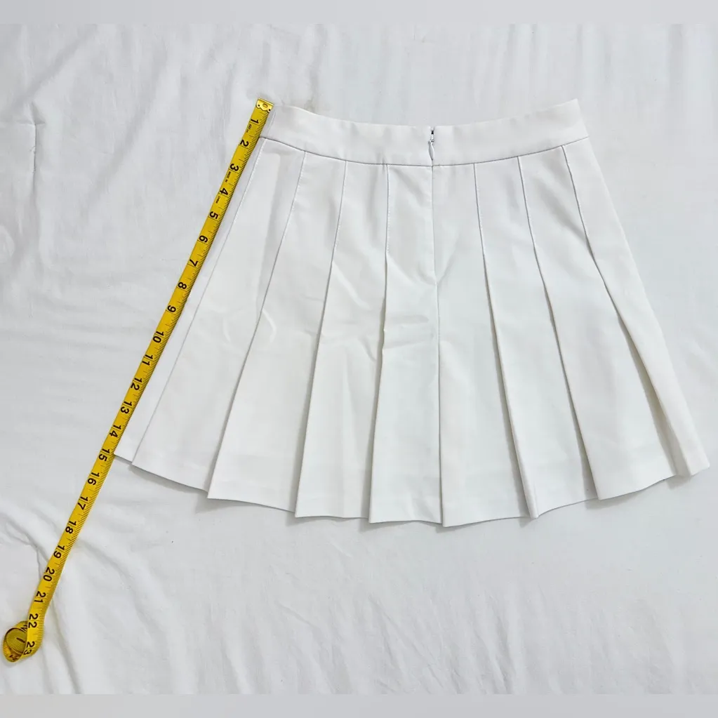 Aritzia Sunday Best Olive Mini Skirt - White - 0 - Image 9