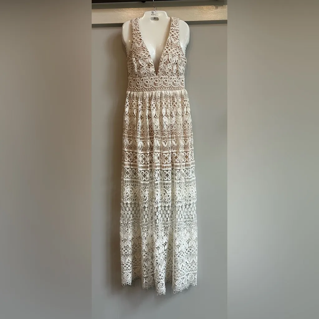 Lulu’s Just Magic Lace Ivory Mini Dress size Small Beach, Bridal - Image 2