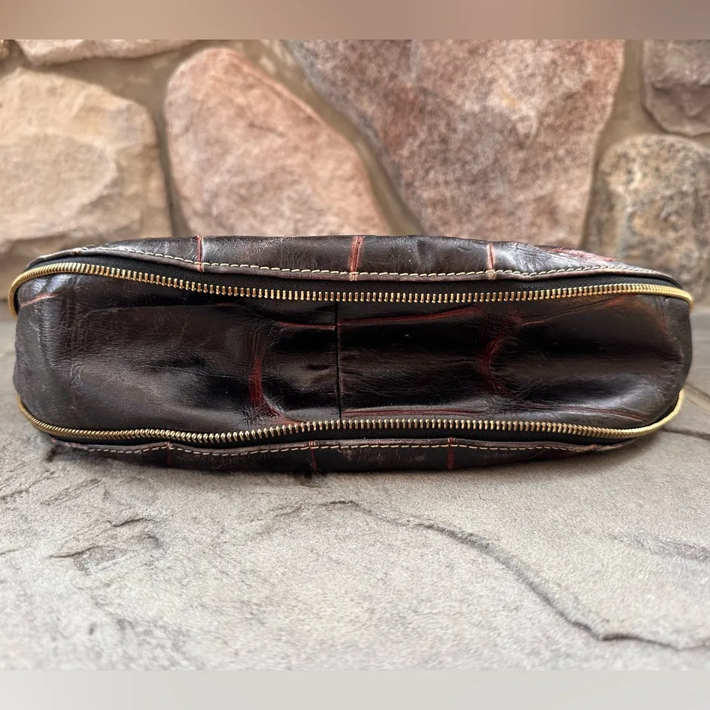 Vintage Dooney & Bourke Croc
Embossed Brown Leather Purse
Shoulder Bag Hobo - Image 3