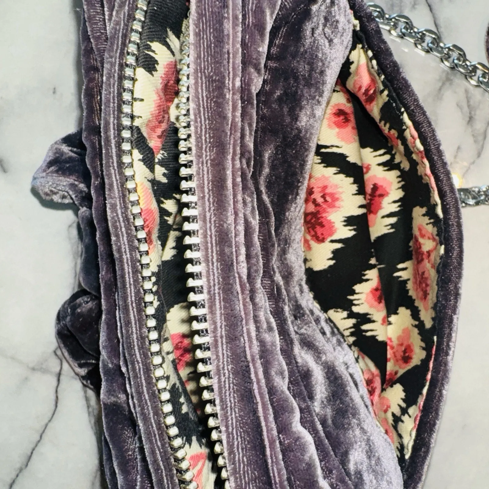 AUTH Y2K Vintage Juicy Couture Velvet Bow Crossbody Shoulder Bag Velour Grey - Image 7