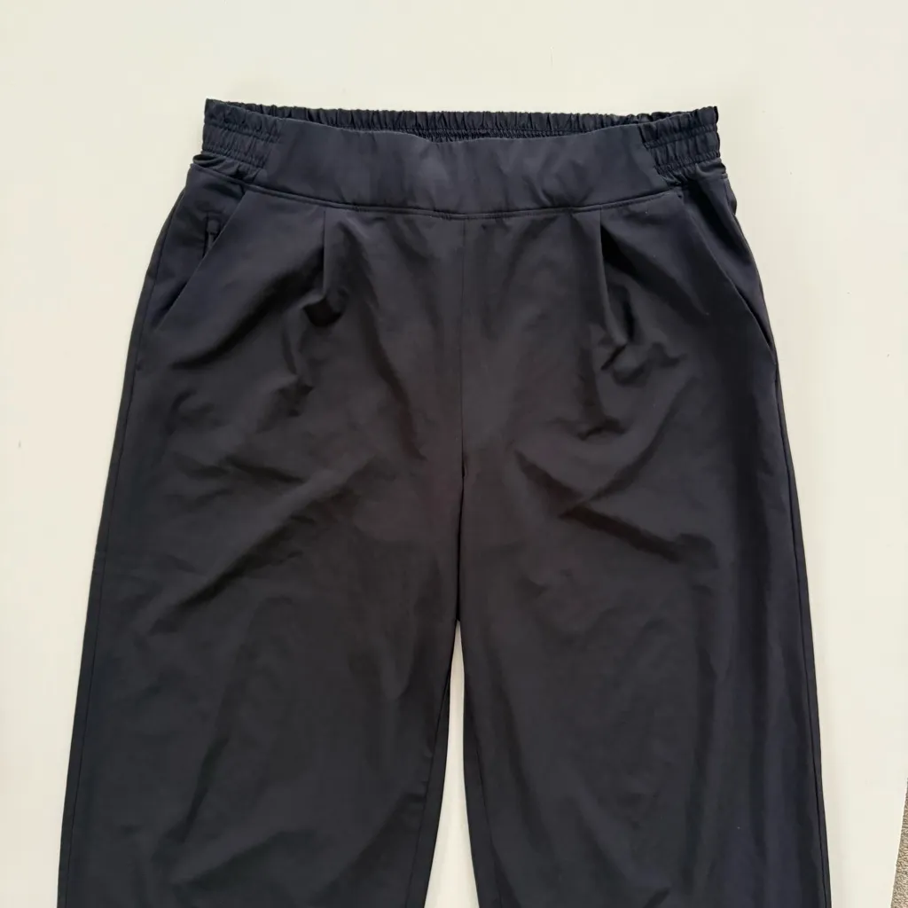Athleta Brooklyn Wide Leg Cropped Pant Black size 10 - Image 5