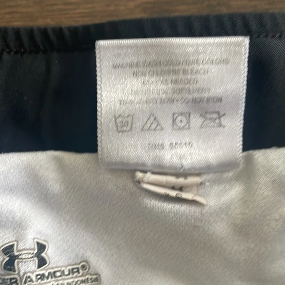 Under Armour Black and White Running Shorts - Size S - Image 9